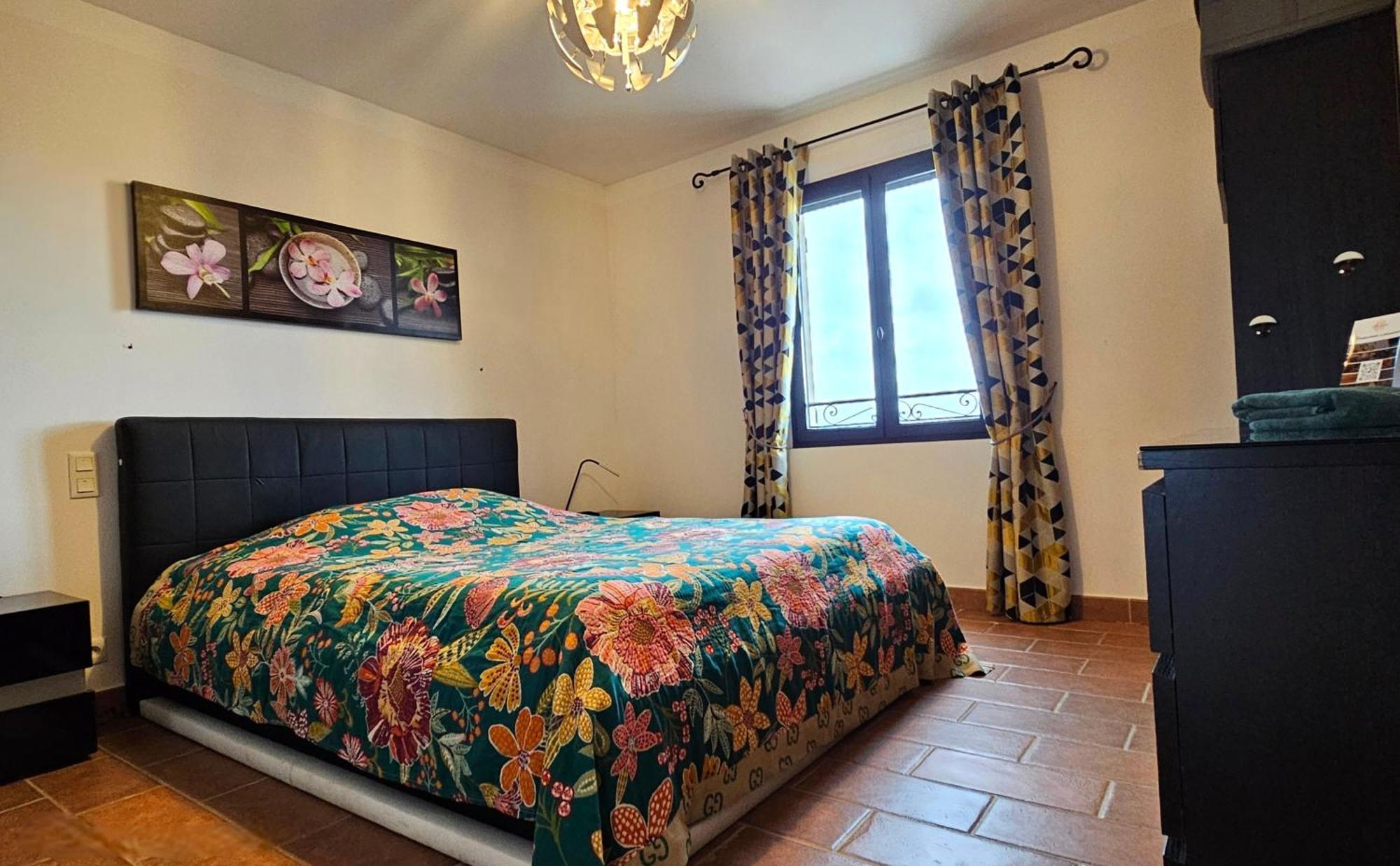 Villa Tropez Chambres D'Hotes Le Luc Esterno foto